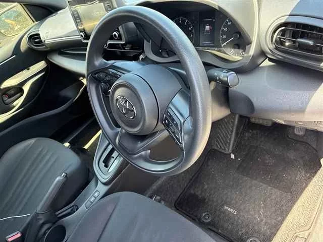 Toyota Yaris  с аукциона в Японии