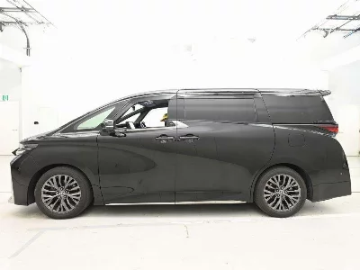 TOYOTA VELLFIRE HYBRID