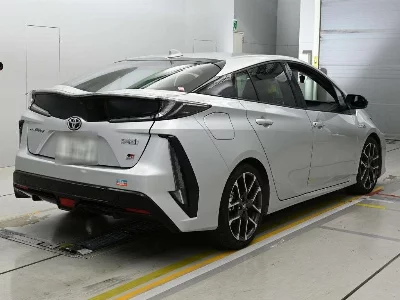 TOYOTA PRIUS PHV