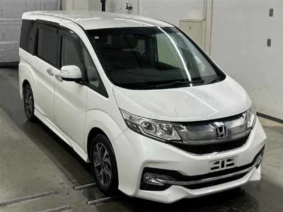 Honda STEPWGN SPADA