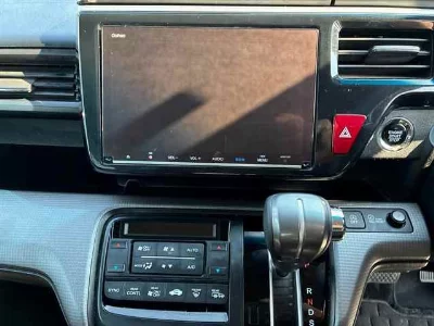 HONDA STEPWGN SPADA