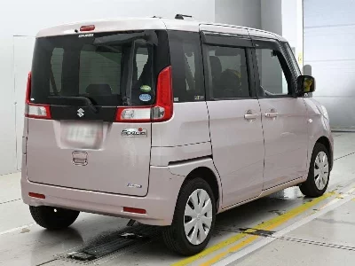 Suzuki Spacia