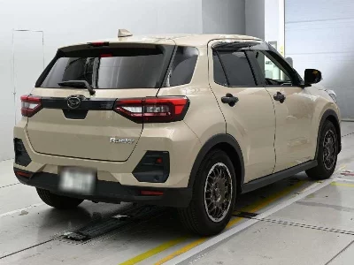 DAIHATSU ROCKY