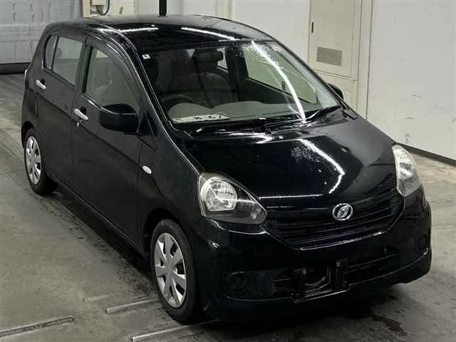 Daihatsu Mira e:S  с аукциона в Японии