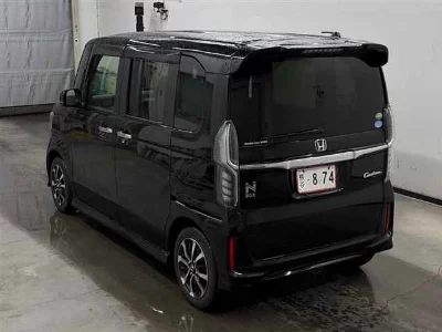 Honda N BOX CUSTOM