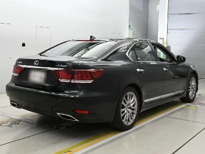 Lexus LS460L