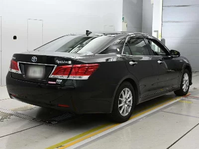 Toyota CROWN HYBRID