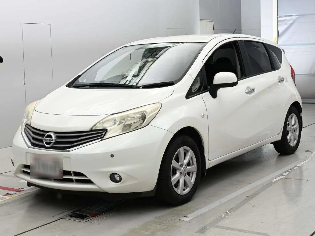 Nissan Note  с аукциона в Японии