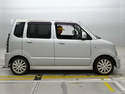 Suzuki WAGON R RR