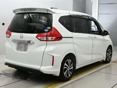HONDA FREED+