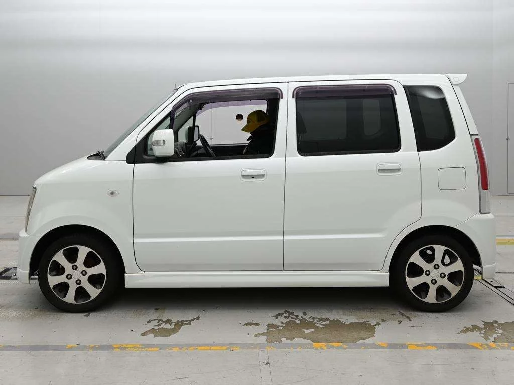 Suzuki Wagon R  с аукциона в Японии