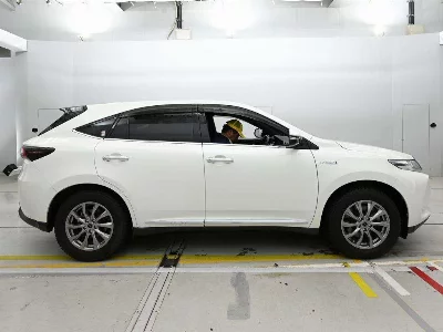 Toyota HARRIER HYBRID