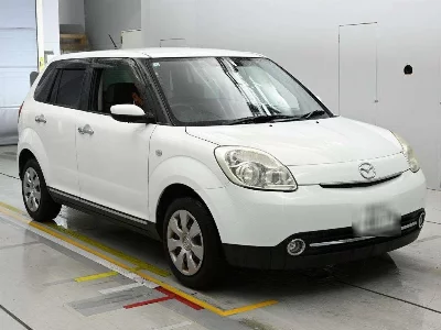 Mazda Verisa