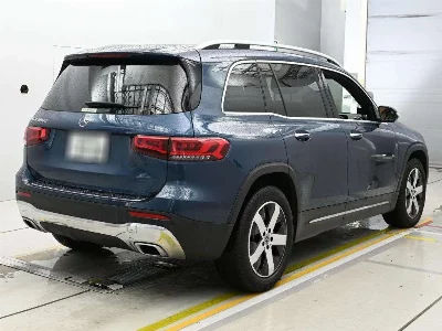 MERCEDES BENZ GLB