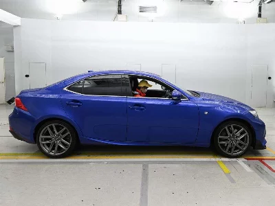 Lexus IS350