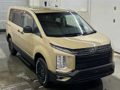 MITSUBISHI DELICA D:5