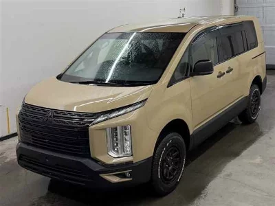 MITSUBISHI DELICA D:5