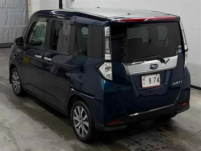 Subaru Justy  с аукциона в Японии