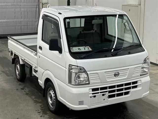 Nissan NT100 Clipper  с аукциона в Японии
