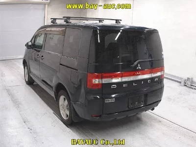 MITSUBISHI DELICA D:5
