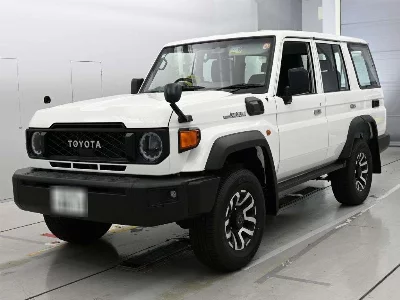 Toyota LAND CRUISER 70