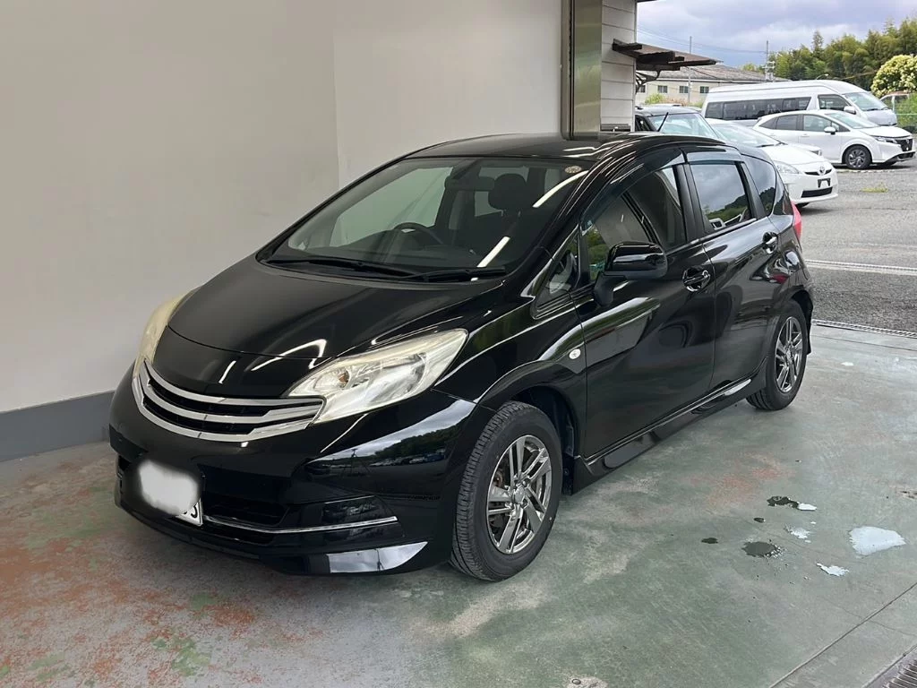 Nissan Note  с аукциона в Японии