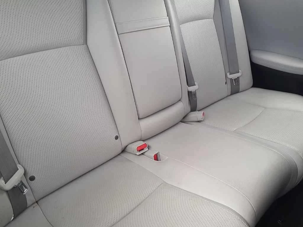 Lexus HS250h  с аукциона в Японии