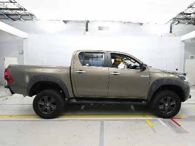 TOYOTA HILUX PICK UP