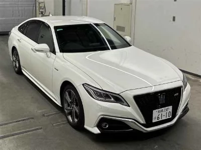 Toyota CROWN HYBRID