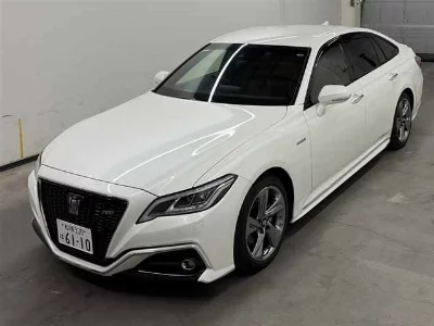 Toyota CROWN HYBRID