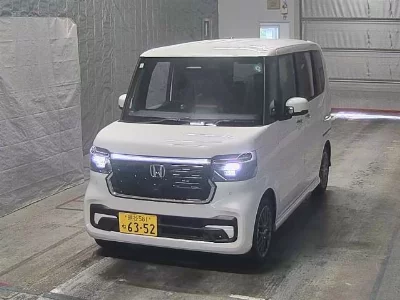 Honda N BOX CUSTOM