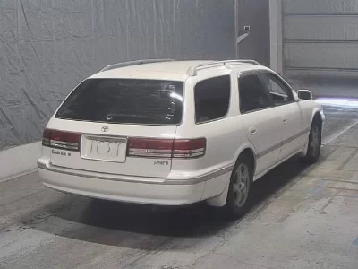 TOYOTA MARK II QUALIS