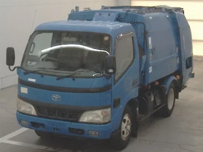 TOYOTA DYNA