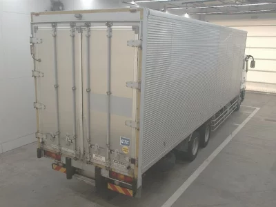 MITSUBISHI FUSO