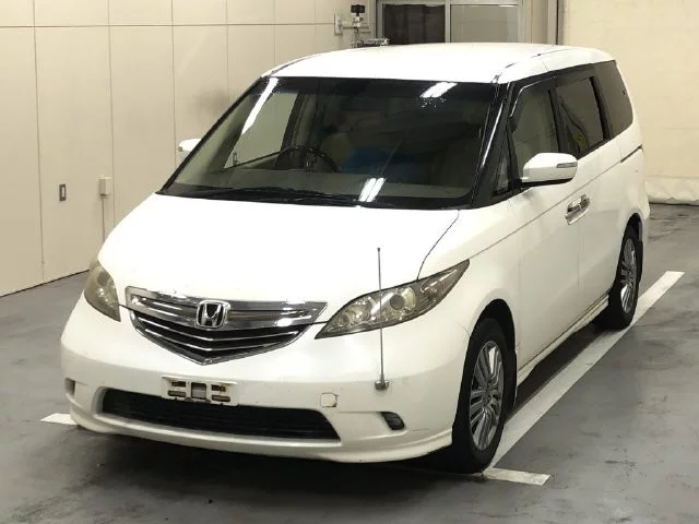 Honda Elysion  с аукциона в Японии