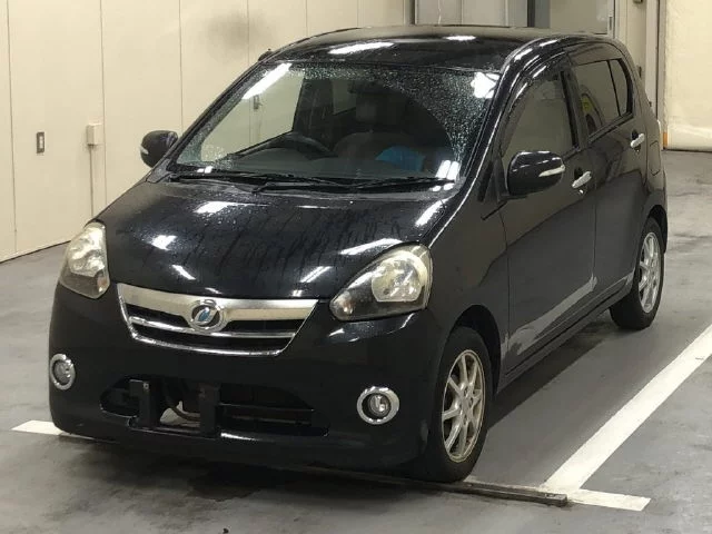 Daihatsu Mira e:S  с аукциона в Японии