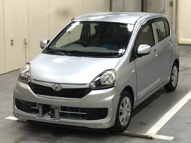 Daihatsu Mira e:S  с аукциона в Японии