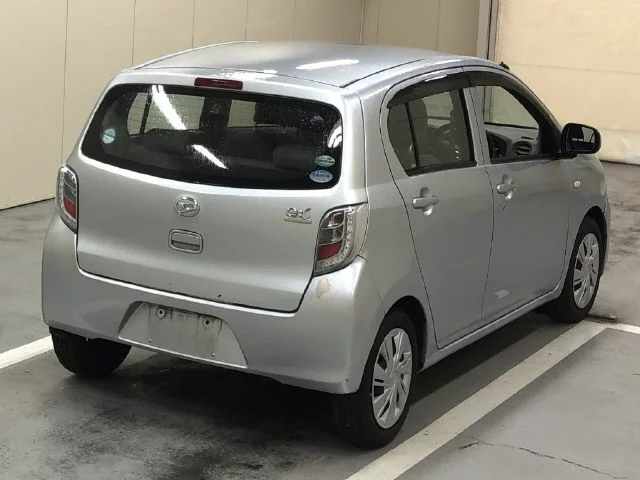 Daihatsu Mira e:S  с аукциона в Японии
