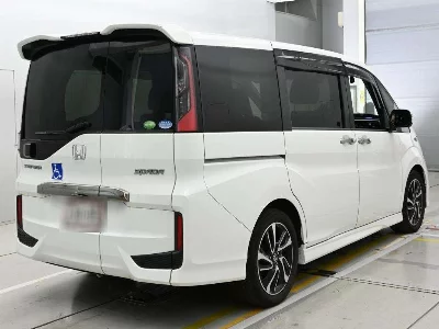 Honda STEPWGN SPADA