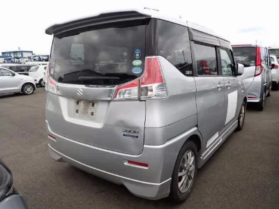 Suzuki Solio
