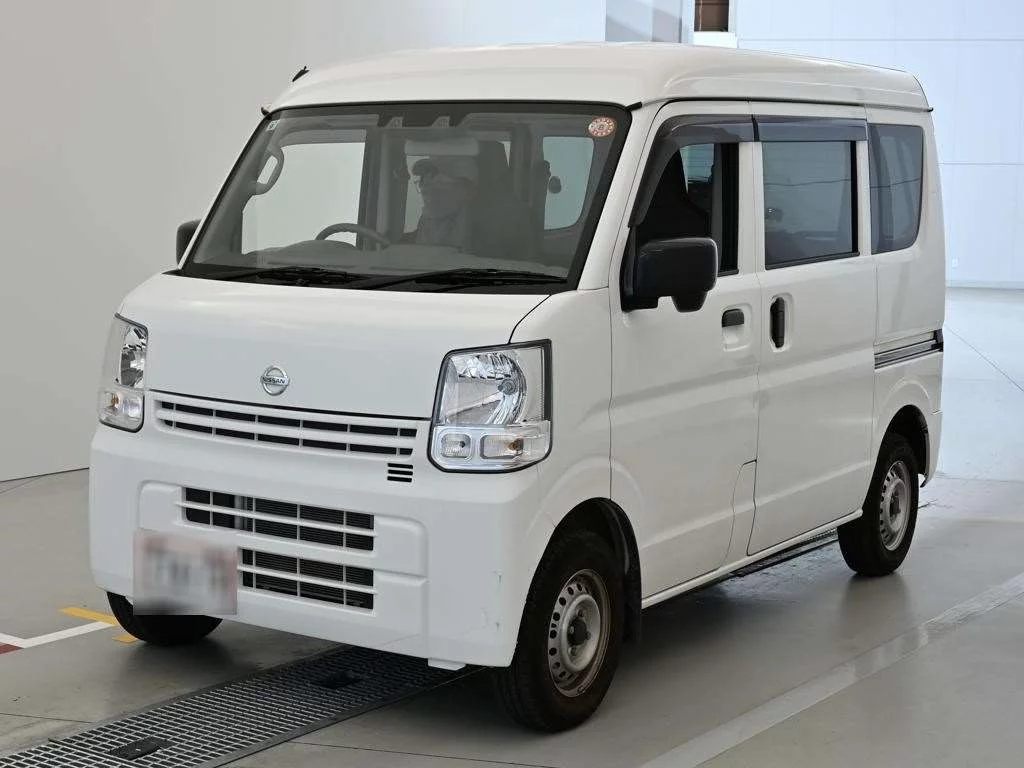 Nissan NV100 Clipper  с аукциона в Японии