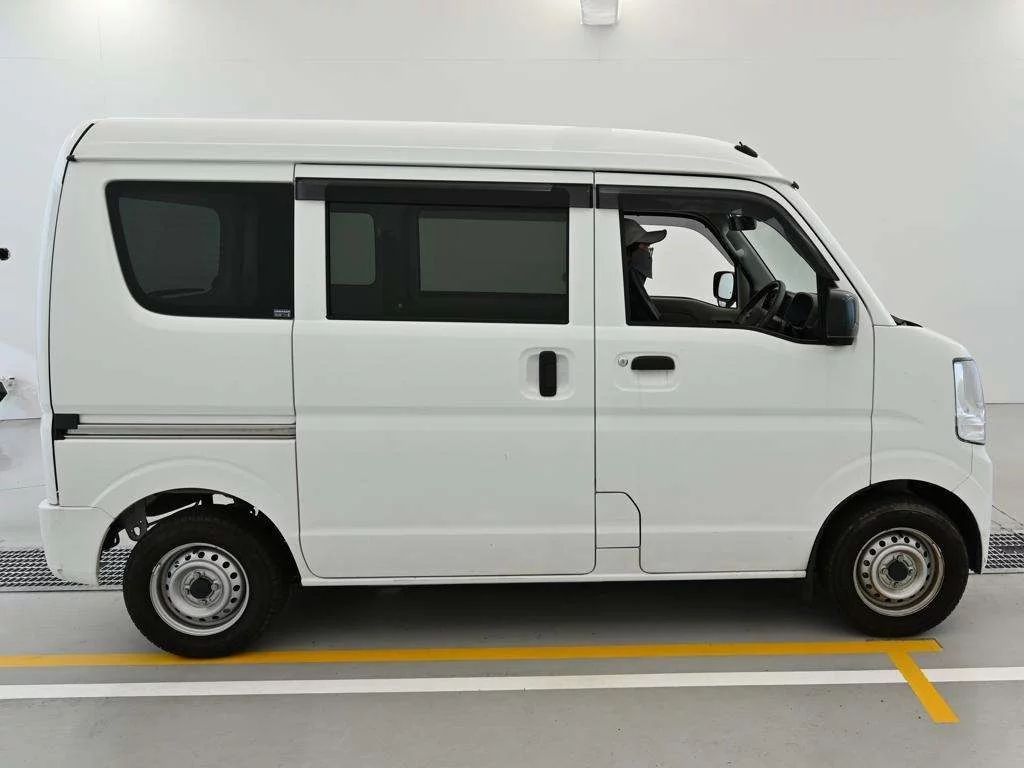 Nissan NV100 Clipper  с аукциона в Японии