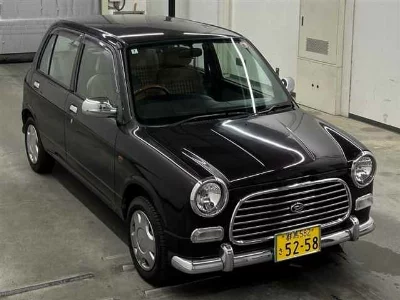 Daihatsu Mira Gino