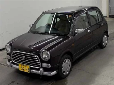 Daihatsu Mira Gino