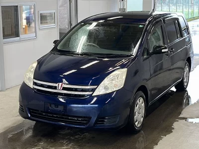 Toyota Isis