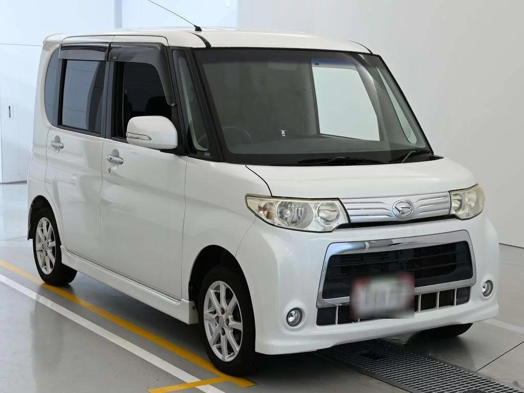 Daihatsu Tanto  с аукциона в Японии