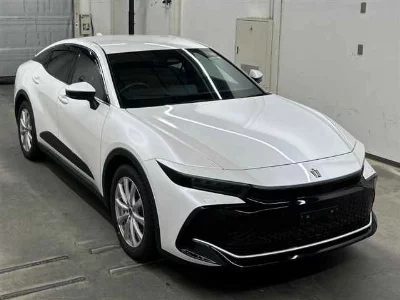 TOYOTA CROWN CROSSOVER