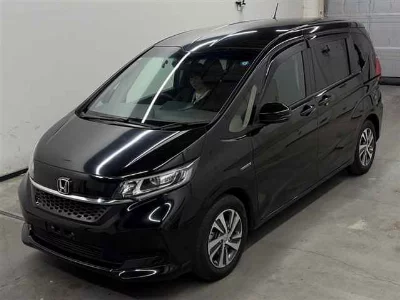 HONDA FREED HYBRID