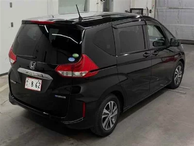HONDA FREED HYBRID
