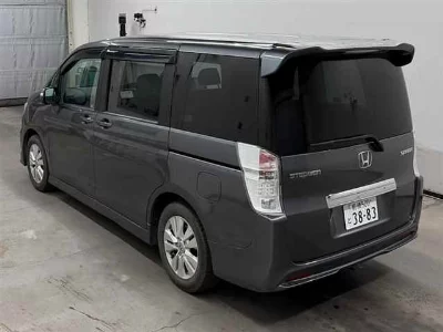 Honda STEPWGN SPADA